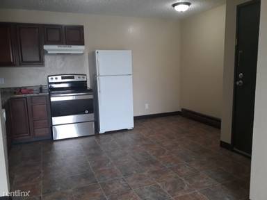 Main picture of 1722 14th Ave W
