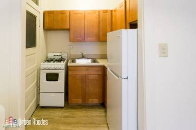 Main picture of 517-37 W Brompton Ave