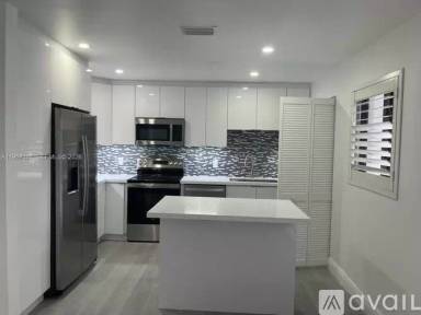 Main picture of 6004 NW 38th St