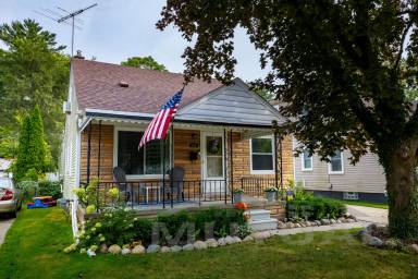 Main picture of 708 Hudson Ave