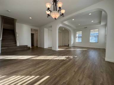 Main picture of 6429 Amber Sky Way