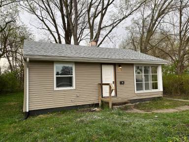 Main picture of 4206 Meadow Ln