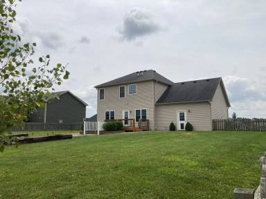Main picture of 108 Carriage Hills Ln