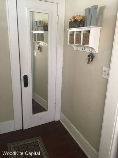 Main picture of 702 N Fairview Ave