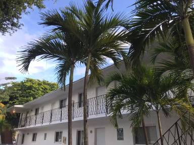 Main picture of 500 NW 35th St