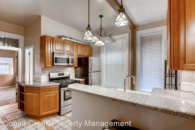 Main picture of 1757 Vine St