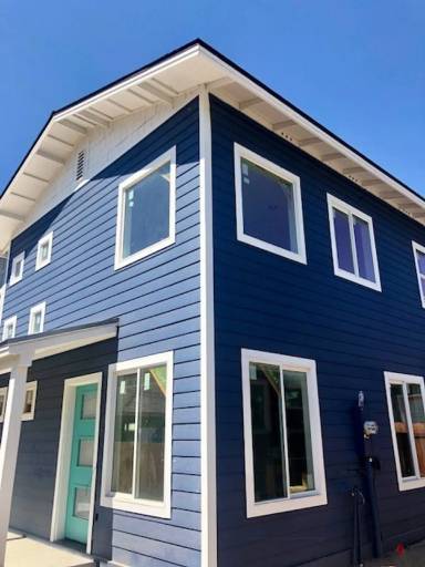 Main picture of 541 Sinclair St