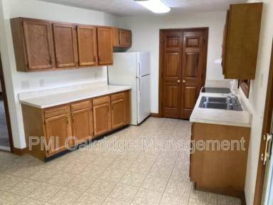 Main picture of 1373 Michael Ct