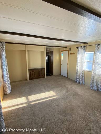 Main picture of 1550 Seger Dr