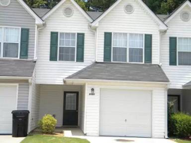 Main picture of 6989 Gallant Cir SE