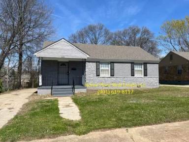 Main picture of 2604 Dwight Rd