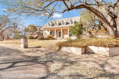 Main picture of 3112 Brightwood Dr