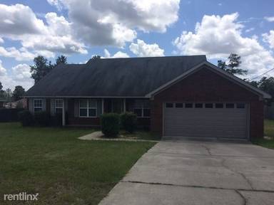 Main picture of 1706 Deer Chase Ln