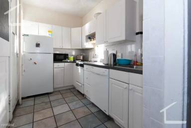 Main picture of 60 Egmont St