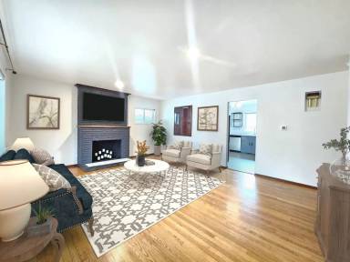 Main picture of 912 E 11th Ave
