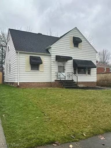 Main picture of 5418 Elmwood Ave