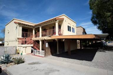 Main picture of 601 E Jacinto St
