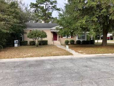 Main picture of 709 Fern St