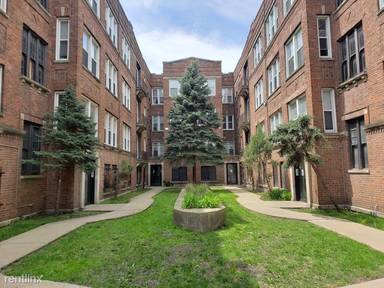 Main picture of 4220 S Michigan Ave