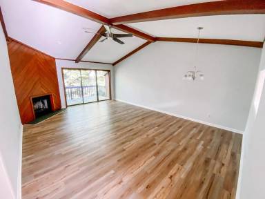 Main picture of 2004 Aspen Way