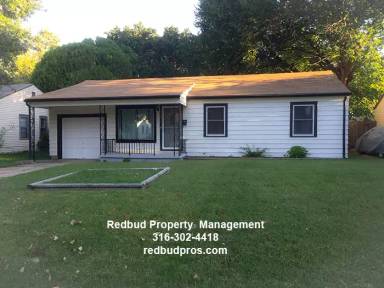 Main picture of 5918 E Bellaire St