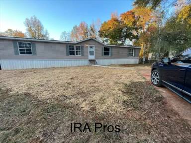 Main picture of 713 Cranbrook Dr