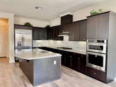 Main picture of 3327 Ironwood Dr