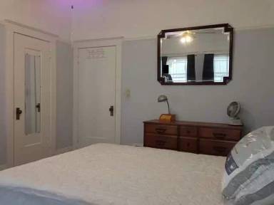 Main picture of 1120 40th St