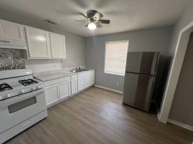 Main picture of 403 Shelley Pl