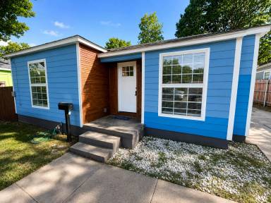 Main picture of 3518 Grafton Ave