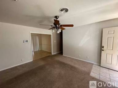 Main picture of 909 W 51st St