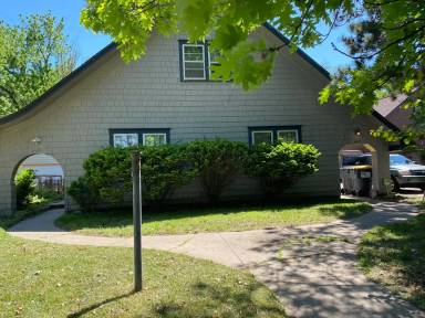 Main picture of 4117 E Lewis St
