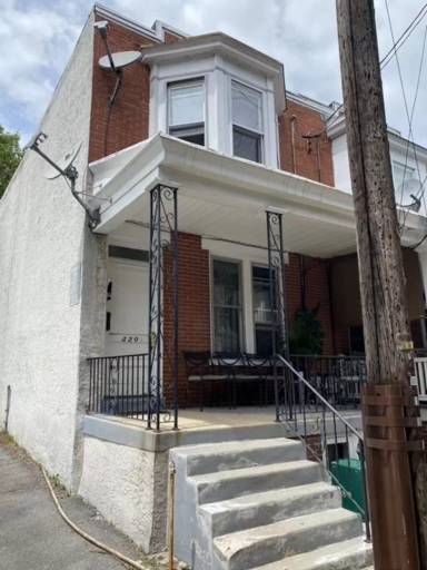 Main picture of 403 W Vine St