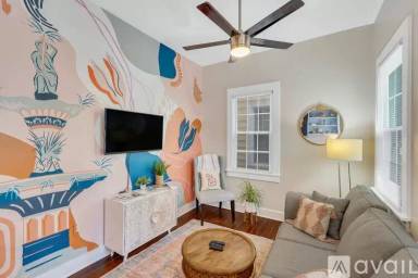 Main picture of 307 W Waldburg Ln