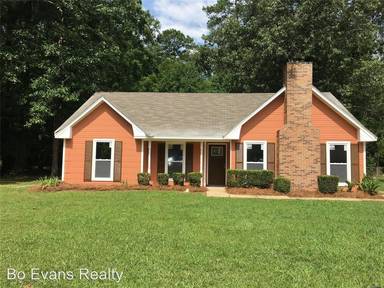 Main picture of 3021 Cross Creek Dr