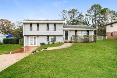 Main picture of 7520 Fielder Rd