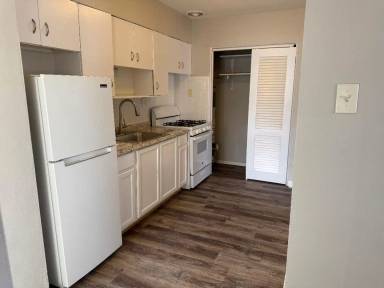Main picture of 8025 Gravois Rd
