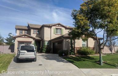 Main picture of 31990 Pasos Pl