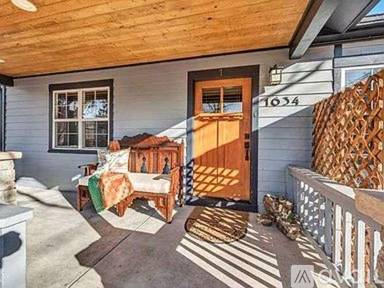 Main picture of 1634 7th St