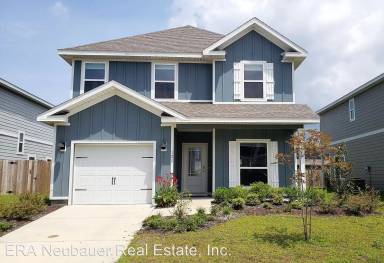 Main picture of 117 Carriage Rd