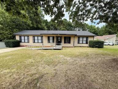 Main picture of 518 Suffolk Ct