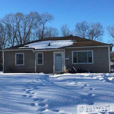 Main picture of 2215 Martha Ave