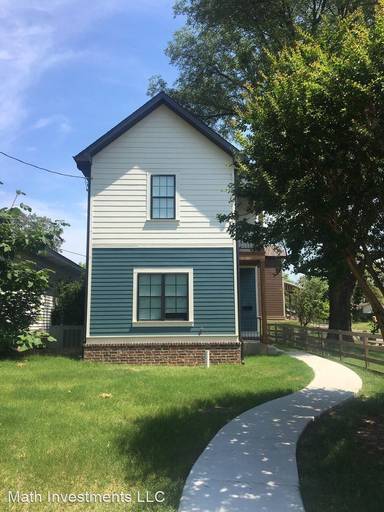 Main picture of 320 E Cherry Ave