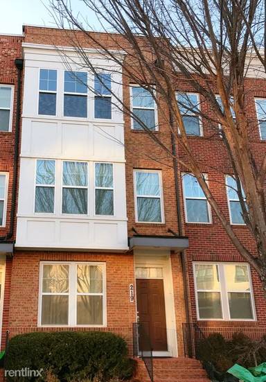 Main picture of 251 Decoverly Dr