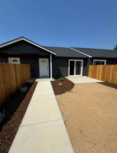Main picture of 150 Seroba Cir
