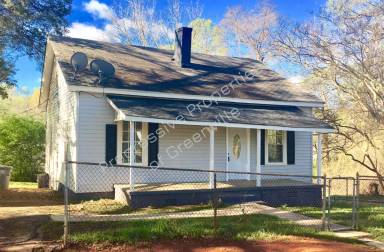 Main picture of 37 Norwood St