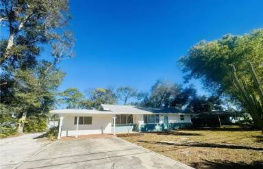 Main picture of 208 Myrtle Ave