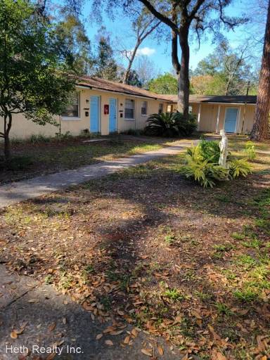 Main picture of 3331 Mayflower St