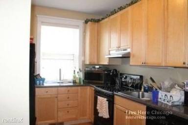 Main picture of 3739 N Greenview Ave