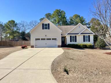 Main picture of 332 Juno Dr